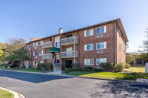 980 N Lakeside Dr #3D, Vernon Hills, IL 60061