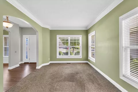 Living - 2005 Emerald Dr, Champaign, IL 61822 photo 2 of 7