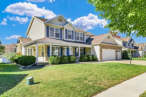 Exterior - 2005 Emerald Dr, Champaign, IL 61822 photo 5 of 13