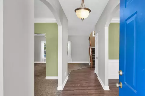 Entry Way - 2005 Emerald Dr, Champaign, IL 61822 photo 1 of 6