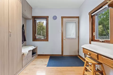 Entry Way - 604 Park Ave, River Forest, IL 60305 photo 4 of 4