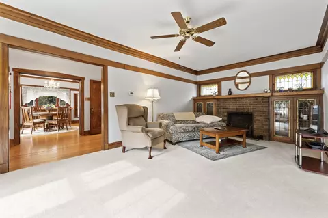 Living - 604 Park Ave, River Forest, IL 60305 photo 2 of 3