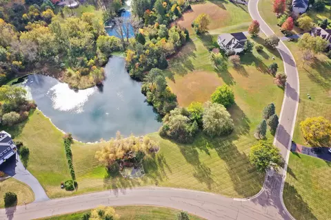 7110 Prairie Dr, Spring Grove, IL 60081 photo 5