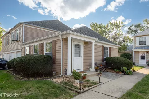 479 James Ct #A, Glendale Heights, IL 60139