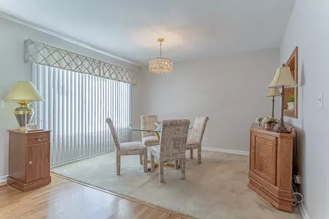 989 S Chippendale Dr, Bartlett, IL 60103 photo 4
