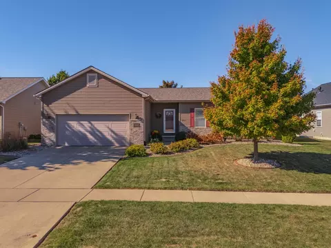 Exterior - 2267 Emory Ln, Normal, IL 61761 photo 4 of 10
