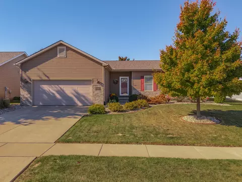 Exterior - 2267 Emory Ln, Normal, IL 61761 photo 2 of 10