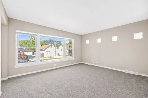 Living - 8719 44th Pl, Lyons, IL 60534 photo 3 of 3