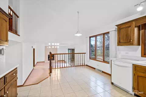 203 Oak Ct, Minooka, IL 60447 photo 8