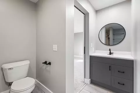 Bath - 409 E 26th St, Sterling, IL 61081 photo 2 of 5
