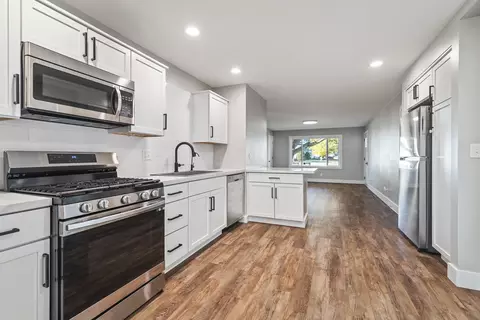 Kitchen - 409 E 26th St, Sterling, IL 61081 photo 2 of 3