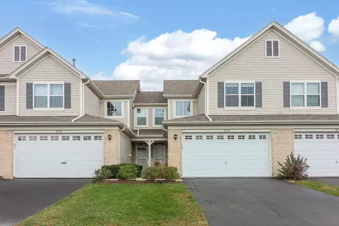 513 Silver Charm Dr, Oswego, IL 60543