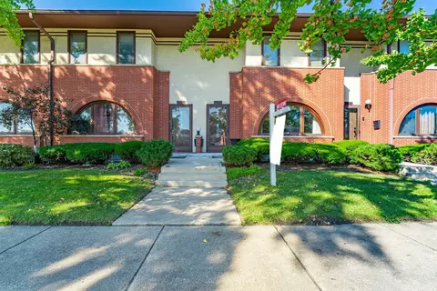 3632 Harlem Ave, Riverside, IL 60546