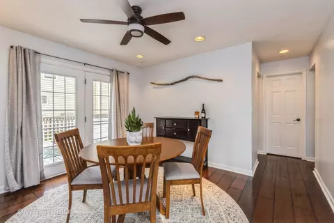 2 Coral Reef Ct, Third Lake, IL 60030 photo 4