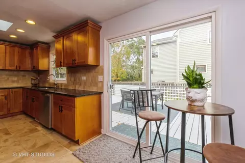 2 Coral Reef Ct, Third Lake, IL 60030 photo 6