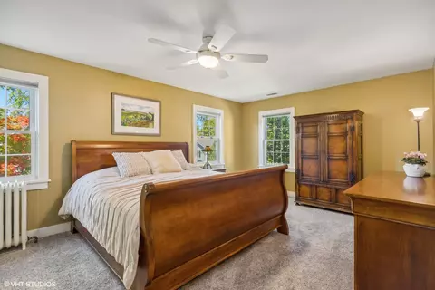 Bedroom - 306 E Center Ave, Lake Bluff, IL 60044 photo 1 of 5