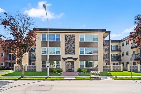 3045 Paris Ave #303, River Grove, IL 60171