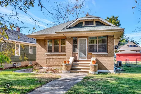 1227 N Raynor Ave, Joliet, IL 60435