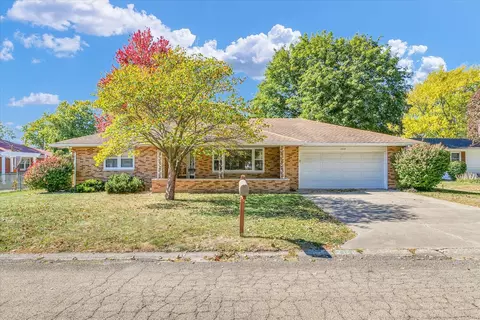 208 S Jacobsen Dr, Thomasboro, IL 61878