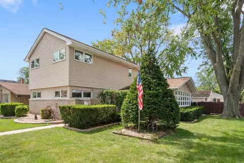 838 Barnsdale Rd, La Grange Park, IL 60526