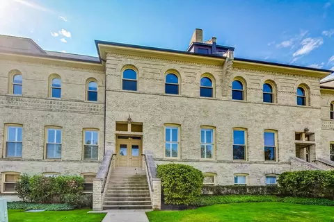 174 Leonard Wood S #209, Highland Park, IL 60035