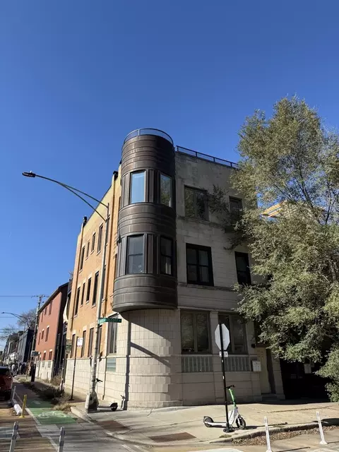 1000 N Wolcott Ave #3, Chicago, IL 60622
