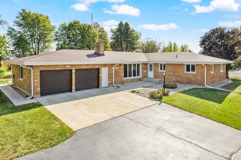 31286 Ault Rd, Kingston, IL 60145