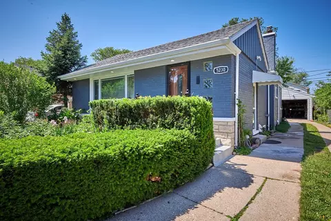 5230 Howard St, Skokie, IL 60077