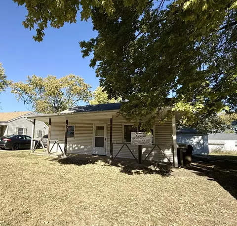 236 Arcadia Dr, Rantoul, IL 61866