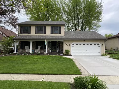 999 Confederation Dr, Bartlett, IL 60103