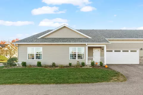 3663 Green Tree Ln #3663, Dekalb, IL 60115
