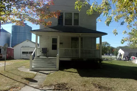 206 N Grant St, Milford, IL 60953