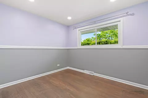 Bedroom - 601 Lance Dr, Des Plaines, IL 60016 photo 2 of 3