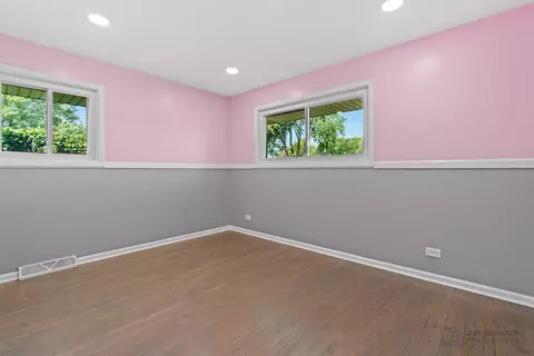 Bedroom - 601 Lance Dr, Des Plaines, IL 60016 photo 3 of 3