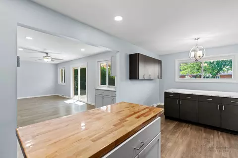 Other - 601 Lance Dr, Des Plaines, IL 60016 photo 2 of 8