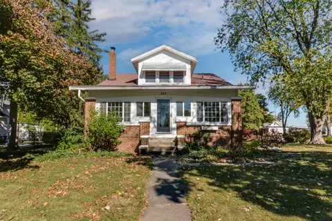 Exterior - 625 Warren St, Chenoa, IL 61726 photo 2 of 15
