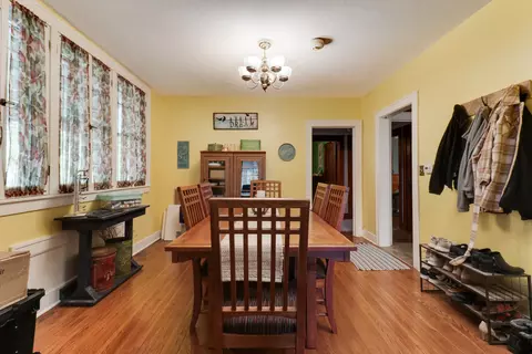 Dining - 625 Warren St, Chenoa, IL 61726 photo 2 of 3