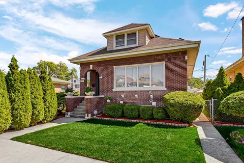 2561 Leyden Ave, River Grove, IL 60171