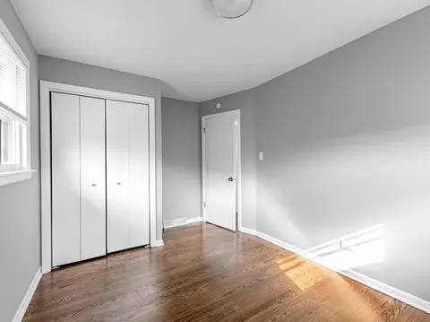 Bedroom - 7721 Sholer Ave, Bridgeview, IL 60455 photo 4 of 6