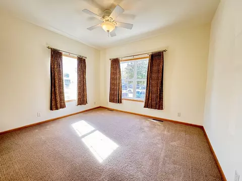 Bedroom - 1660 Overlook Dr, Dixon, IL 61021 photo 2 of 2