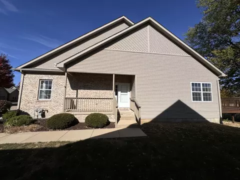 Exterior - 1660 Overlook Dr, Dixon, IL 61021 photo 4 of 4