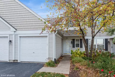 2611 Cedar Glade Dr #203, Naperville, IL 60564