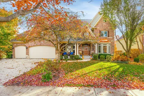 640 Nanak Ct, Naperville, IL 60565