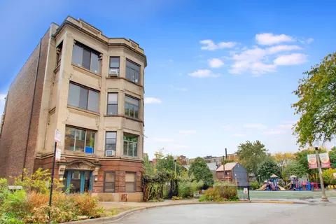 5125 N Winthrop Ave #3F, Chicago, IL 60640