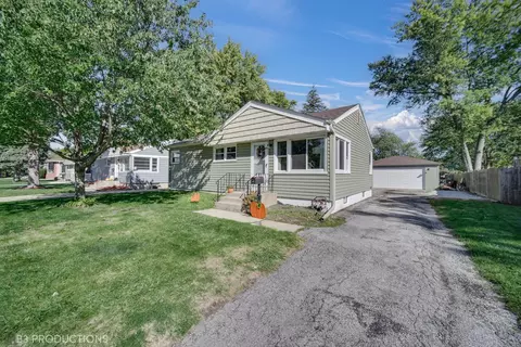 16907 Forest View Dr, Tinley Park, IL 60477