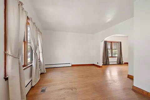 Living - 3756 Stella Blvd, Steger, IL 60475 photo 2 of 4