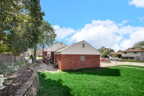 Exterior - 2936 Ridge Rd, Lansing, IL 60438 photo 7 of 7