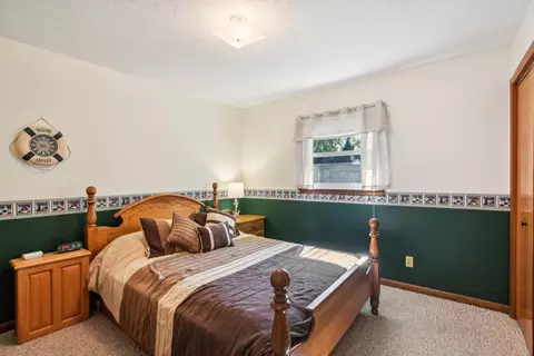 Bedroom - 404 Briar Ln, Morris, IL 60450 photo 4 of 5