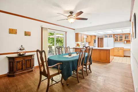 Dining - 404 Briar Ln, Morris, IL 60450 photo 2 of 3