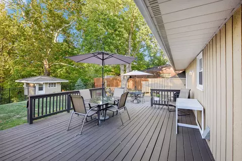 Exterior - 404 Briar Ln, Morris, IL 60450 photo 3 of 11